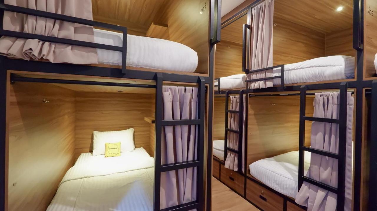 Fello B&B Hostel Легиан Екстериор снимка